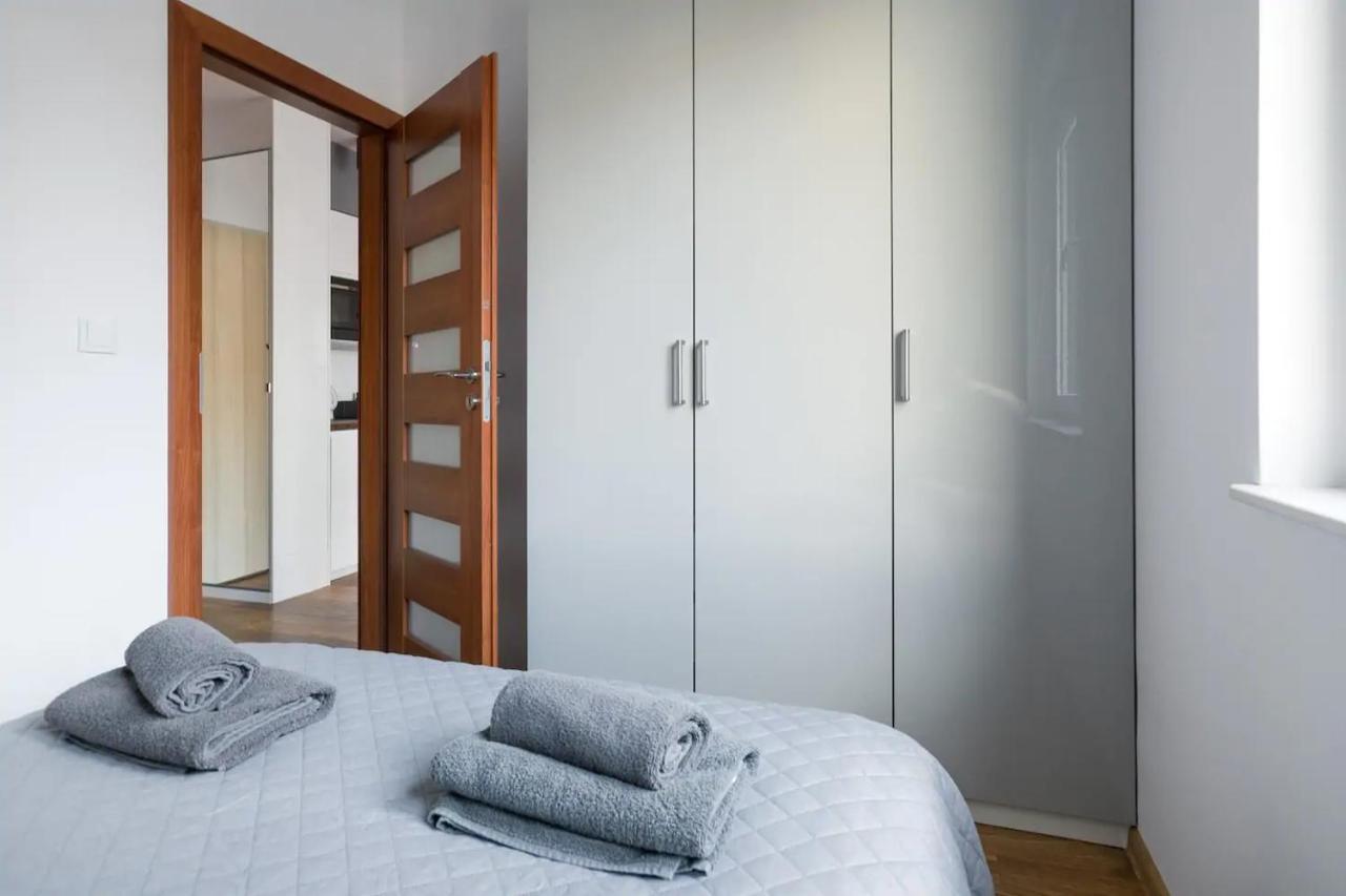 Apartment Modern And Comfortable With A Bedroom Krakow