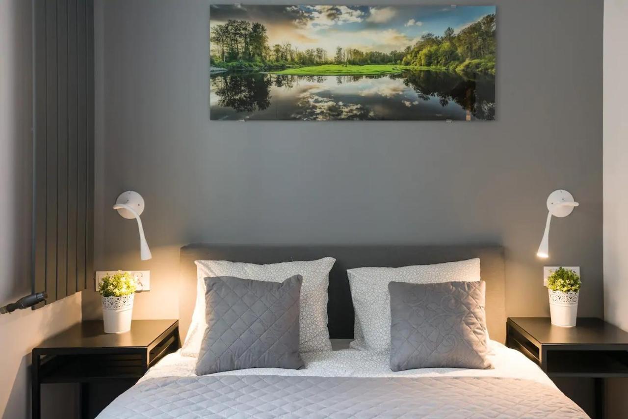 Apartment Modern And Comfortable With A Bedroom Krakow